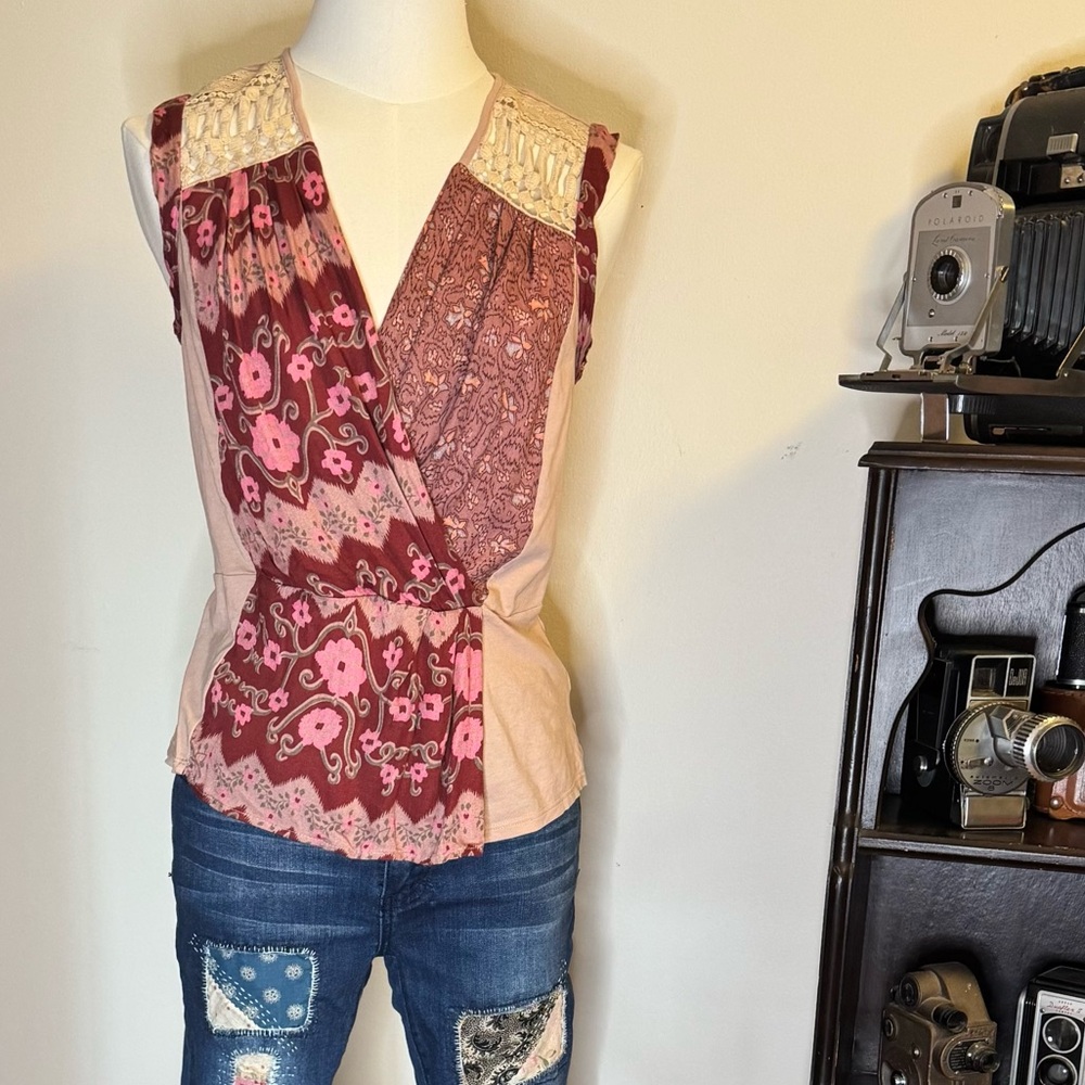 Anthropologie Bohemian Women's Pink Patterned Top